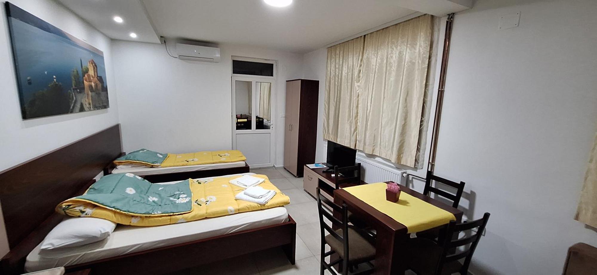 Apartment Delfina โอครีด ภายนอก รูปภาพ