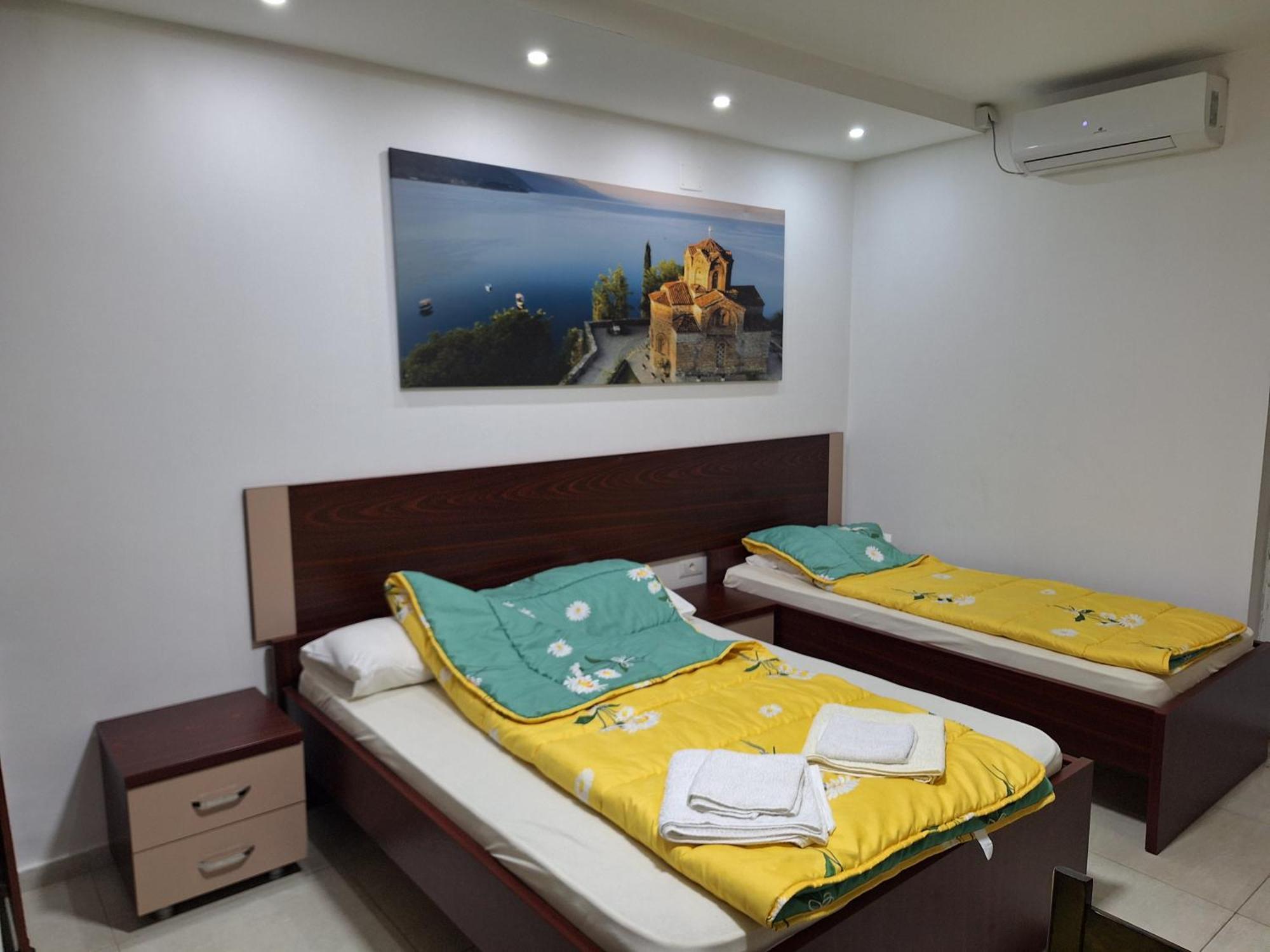 Apartment Delfina โอครีด ภายนอก รูปภาพ
