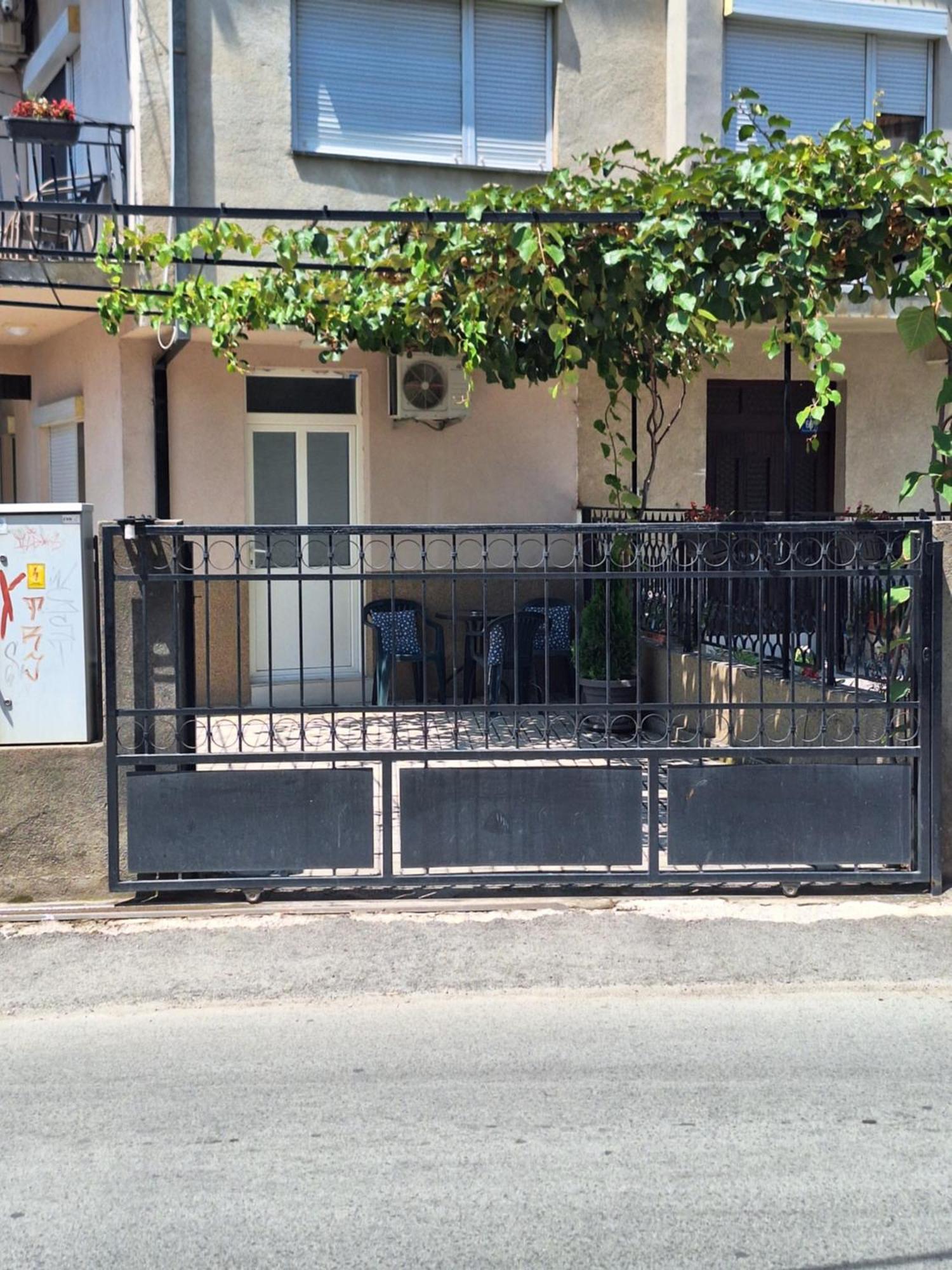 Apartment Delfina โอครีด ภายนอก รูปภาพ